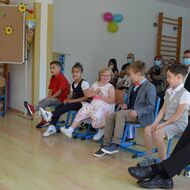 Aufgang Nebeneingang